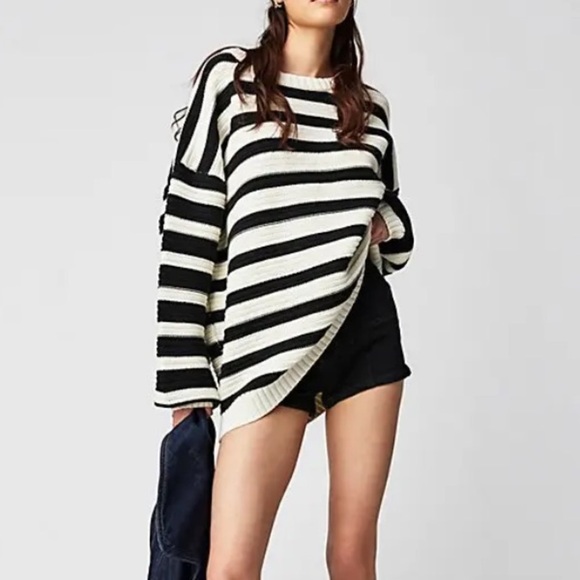 Free People Links Oversized Sweater - Picture 4 of 4